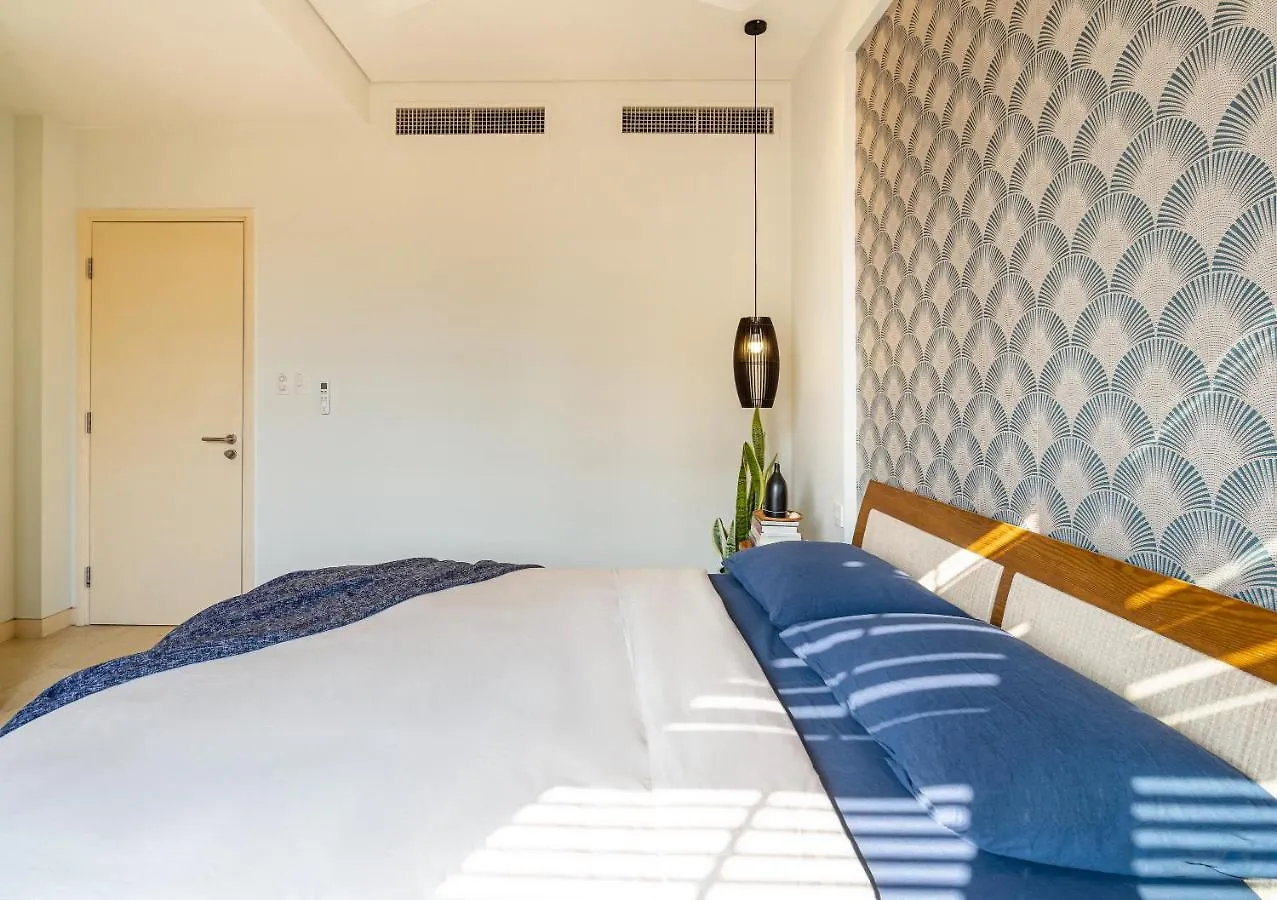Luxury Apartments With Rooftop Pool & Gym - Avalon Ho Chi Minh City